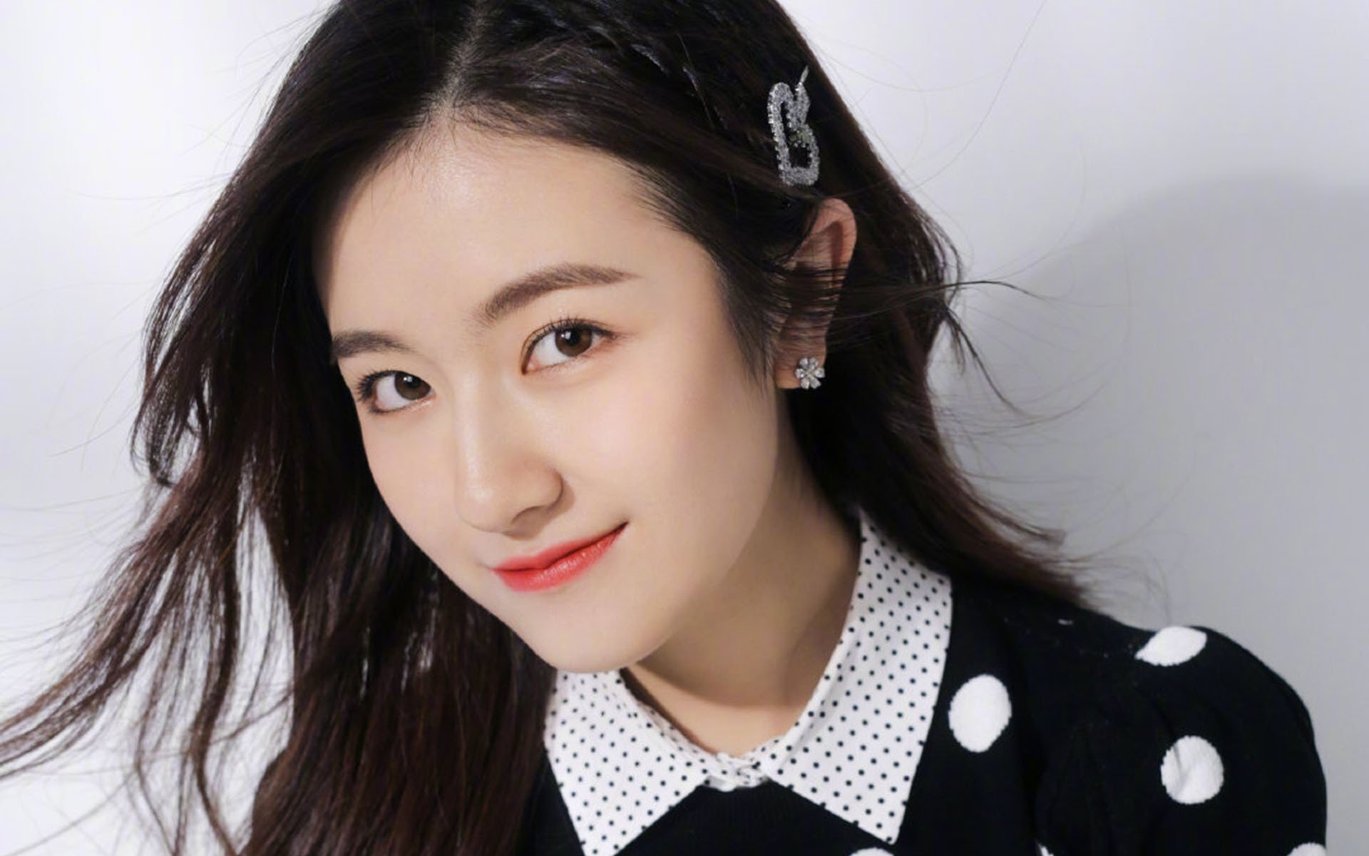 开云·体育官网-曼联青训体系培养出新一代中场，曼联青训新星